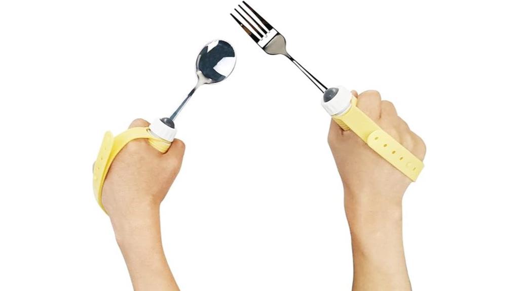 adaptive utensil set