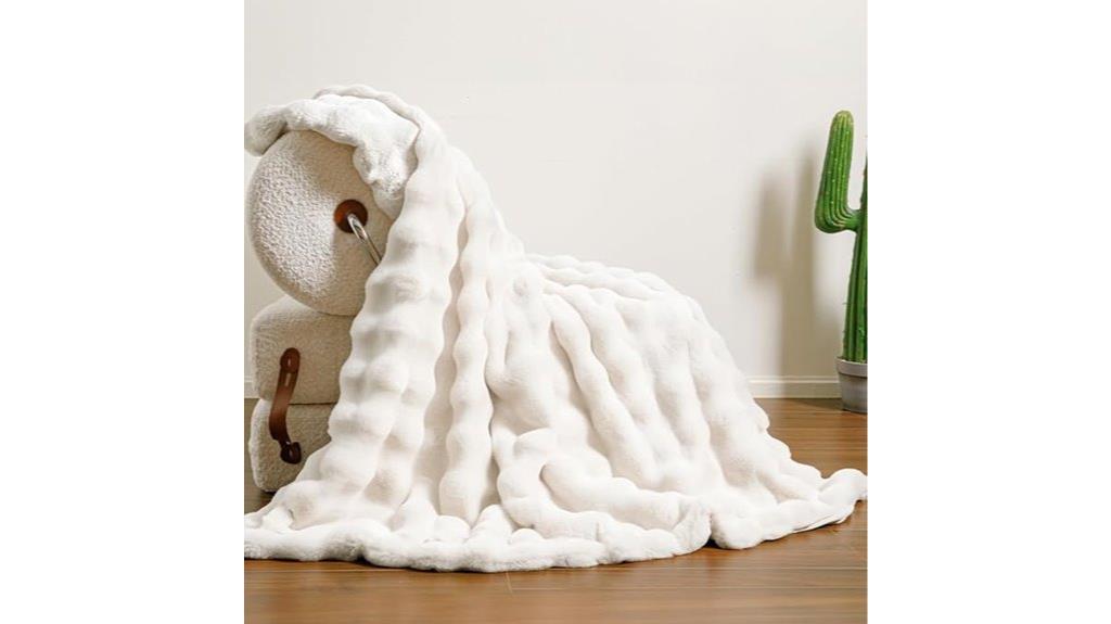 faux fur bubble blanket