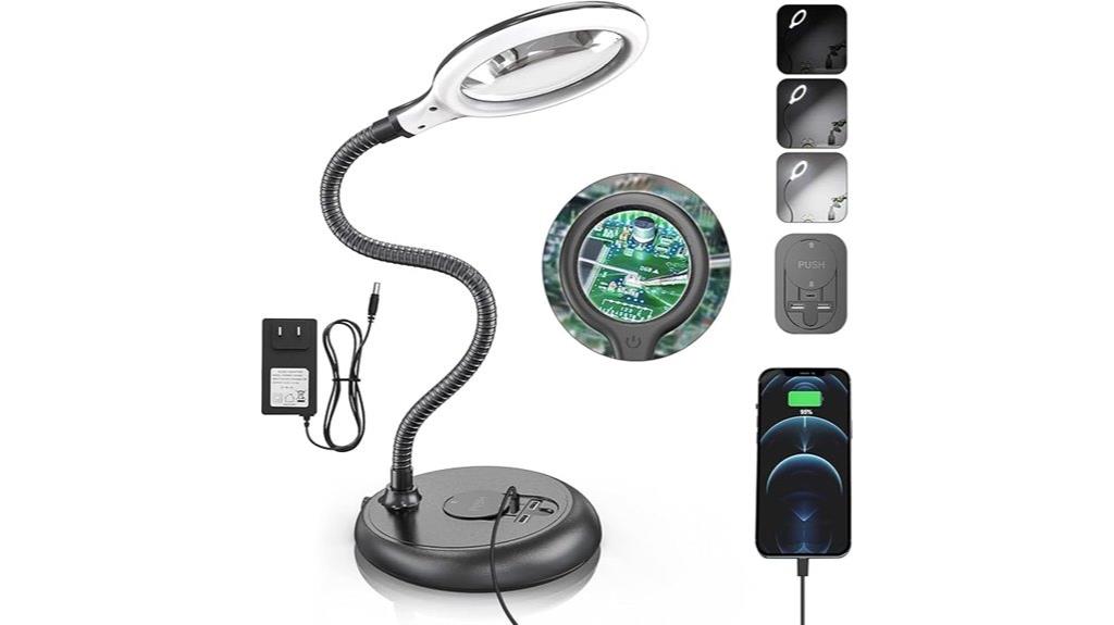 magnifying glass with light