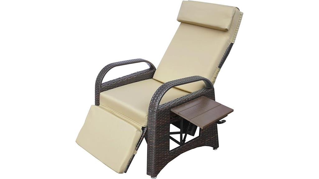 outdoor wicker recliner
