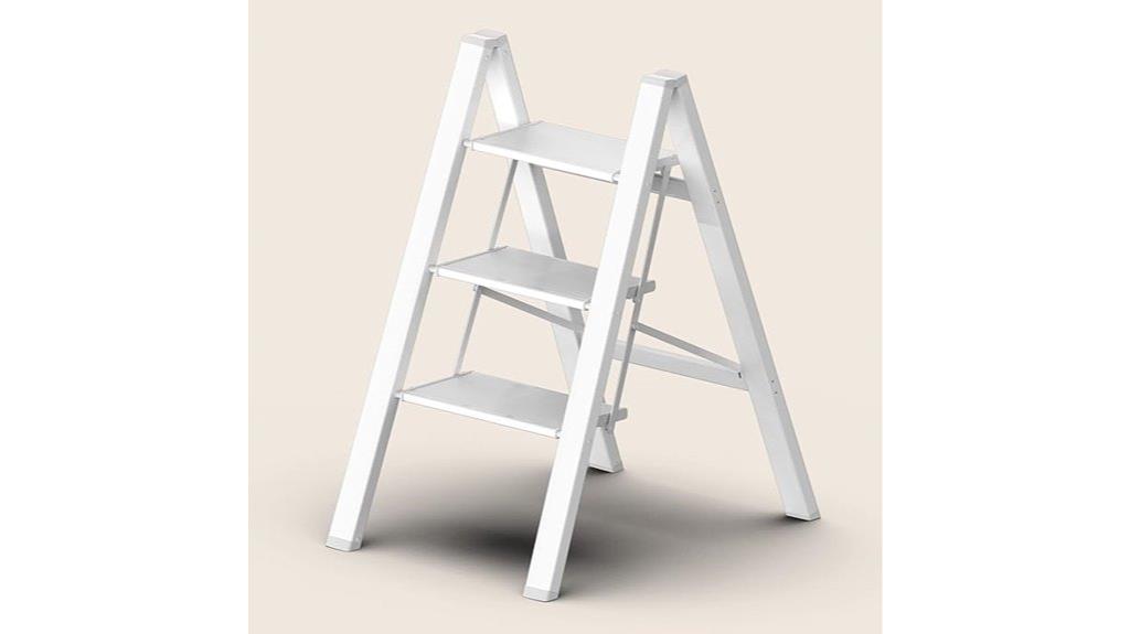 three step foldable ladder