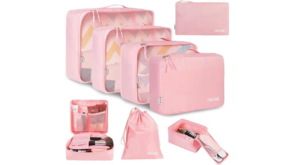 travel organization with cubes