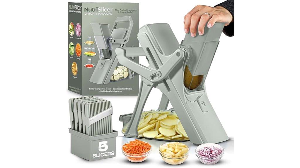 versatile slicer with blades