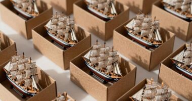 ships sent in multiple boxes